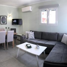 Strelitzia Apartments