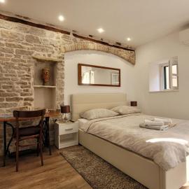 Sebenico Luxury Rooms, hotel in Šibenik
