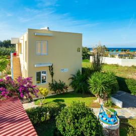 Litsas Studios, hotel in Fánai