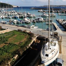 Mgarr Waterfront Cosy Apartment 3 by Ghajnsielem Gozo, hotell i Mġarr