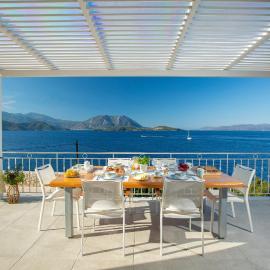 Kavos House