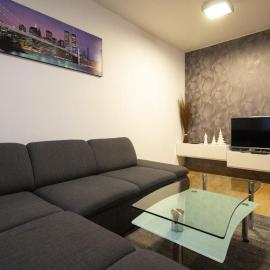 Apartman Adam, hotel in Veľký Slavkov