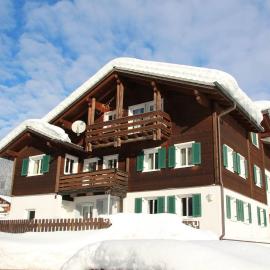 Ferienhaus Lorenzin, hotel in Sankt Gallenkirch