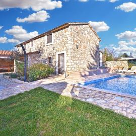 Casa Isabella, hotel in Galižana