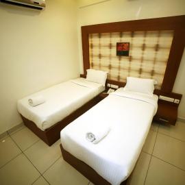 AURA RESIDENCY, hotel v destinaci Payyannūr