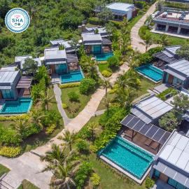 SEAnery Beach Resort, hotel i Bang Saphan
