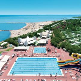 Isamar Holiday Village، فندق في كيودجا