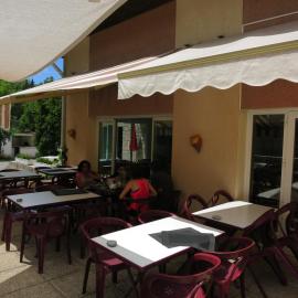 Le Pidanoux, hotel i Saint-Julien-du-Verdon