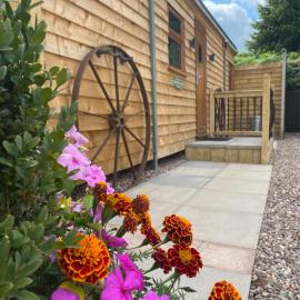 Ye Old Tack Room - Spring Paddock, hotel in Stafford