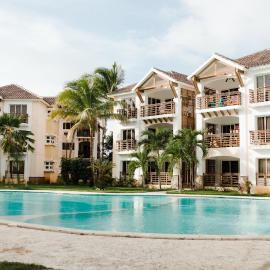 Punta Cana 2 Bedr. up to 6 guests 1 mile to Beach