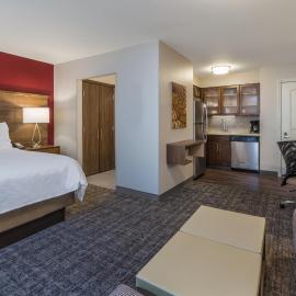 Staybridge Suites Anchorage by IHG、アンカレッジのホテル