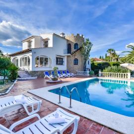 Villas Guzman - Petra