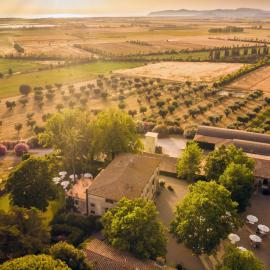 Antica Fattoria La Parrina، فندق في أوربيتيلو