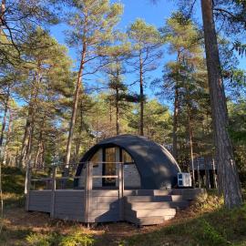 Pokemaja Nõva männimetsas, hotel v destinácii Rannaküla