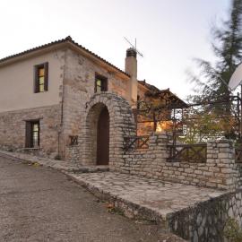 St. John Traditional House, hotelli kohteessa Áyios Ioánnis