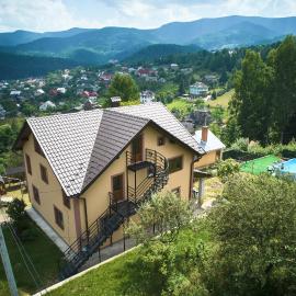 Gazdіvska Hata Guest House, hotel a Jaremče