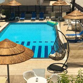 Caravel Hotel Apartments, hotel in Ixia