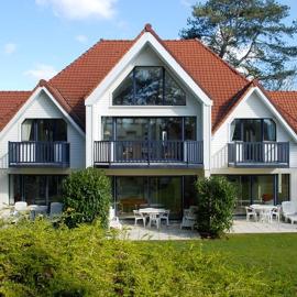 Les pins penchés Love Hardelot plage, hotel in Neufchâtel-Hardelot
