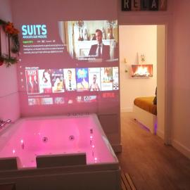 Le 1965 Double BALNEO, confort et romantique, hotell i Grenoble