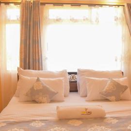 TRIPLINQ HOTEL & RESORT Nkubu- Meru Highway, hotel din Nkubu