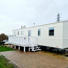 Escape City Caravan, hotelli kohteessa Lytchett Minster