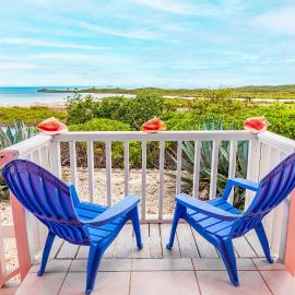 Chalk Sound Beach Residences Near Sapodilla Bay Beach by Angel Host!, hotel in Providenciales