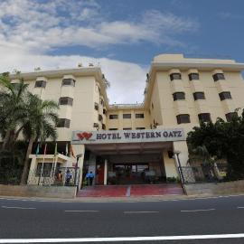 Hotel Western Gatz, hotell i Theni