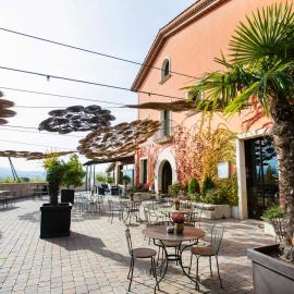 Qgat Restaurant Events & Hotel, hotel di Sant Cugat del Vallès