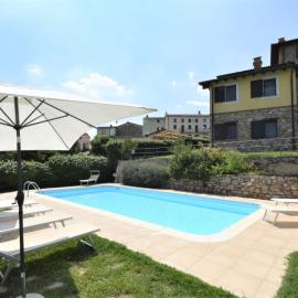 Apartment La Corte Bricca - Trilo B by Interhome, hotel v destinácii Castana