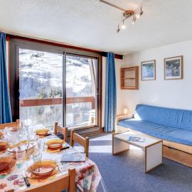 Apartment Vostok Zodiaque-56 by Interhome, hotel u gradu Le Corbier