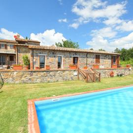Holiday Home Val d'Orcia by Interhome, hotel v destinaci Radicofani