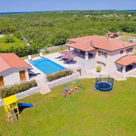 Villa Lucija by Interhome, viešbutis mieste Raša