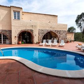 Holiday Home Can Trullas by Interhome, hotel in Viladecaballs