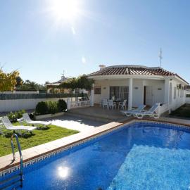 Holiday Home Sandra by Interhome