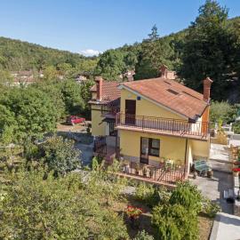 Apartment Tre Rose by Interhome
