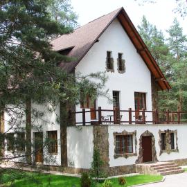 Pershyi Kordon Tourist Complex – hotel w mieście Medvedevka