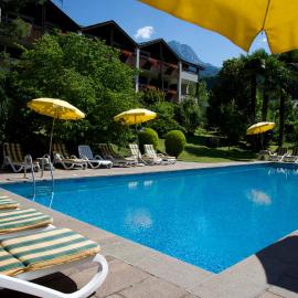 Hotel Tannerhof, hotel u gradu Merano