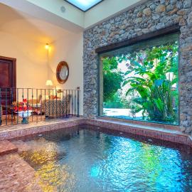 Casa Flores con Piscina interior climatizada