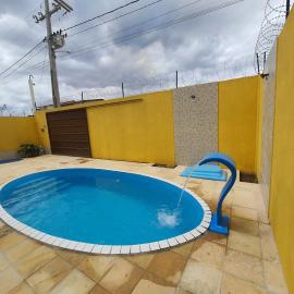 Casa mobiliada com piscina para aluguel por diárias em Martins-RN, hotel v mestu Martins