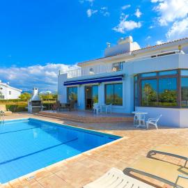 Villa Stavriella, hotel en Lachi
