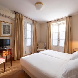 Miranda & Suizo, hotell i San Lorenzo de El Escorial