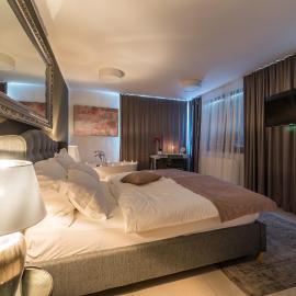 Plitvice Falls Cottage - Luxury rooms & Dinner