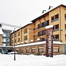 Apartaments Trainera, hotel a Esterri d'Àneu