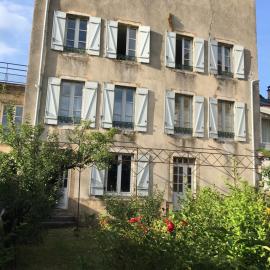 Grand appartement lumineux tout confort en plein coeur d'Arbois