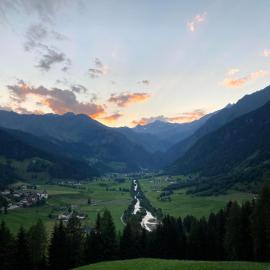 Schneiderhof, Chalet, Urlaub auf dem Bauernhof, hótel í Ridanna