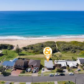 Escape to Jones Beach Kiama - Beachfront unit with direct beach access & views