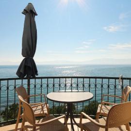 Apartments on the beach-Drvenik, hotel in Drvenik