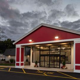 Ramada by Wyndham Hartford North - Bradley Airport, hotel v destinaci Windsor Locks