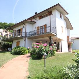 Viesnīca B&B Margherita Le Fiabe pilsētā SantʼAgata Feltria