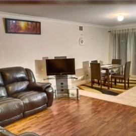 2BR luxury house in Piccadilly, hotel in Kalgoorlie